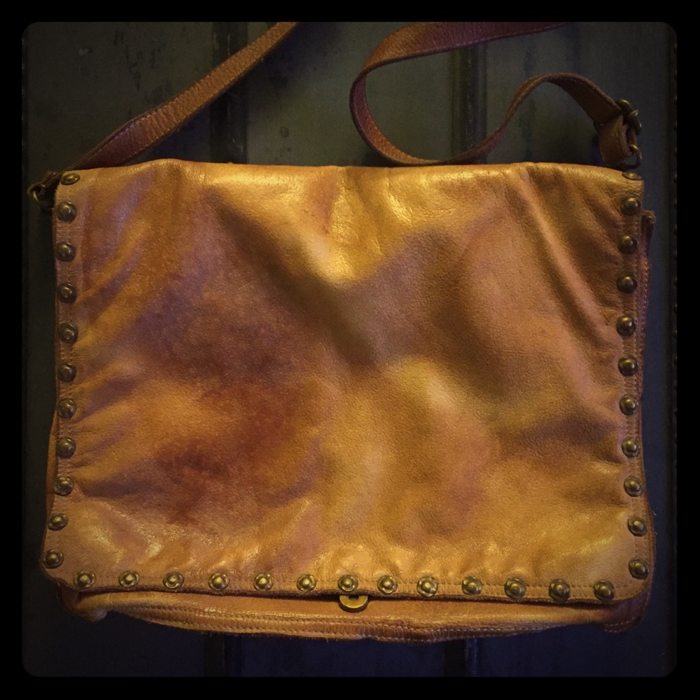 Wilson’s Leather Purse